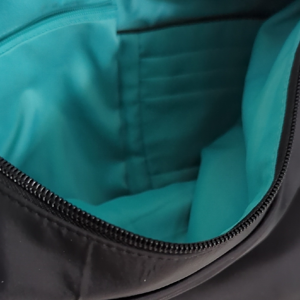 Travelon Black Women's Crossbody Anti Theft Bag with Blue Lining - Picture 5 of 5